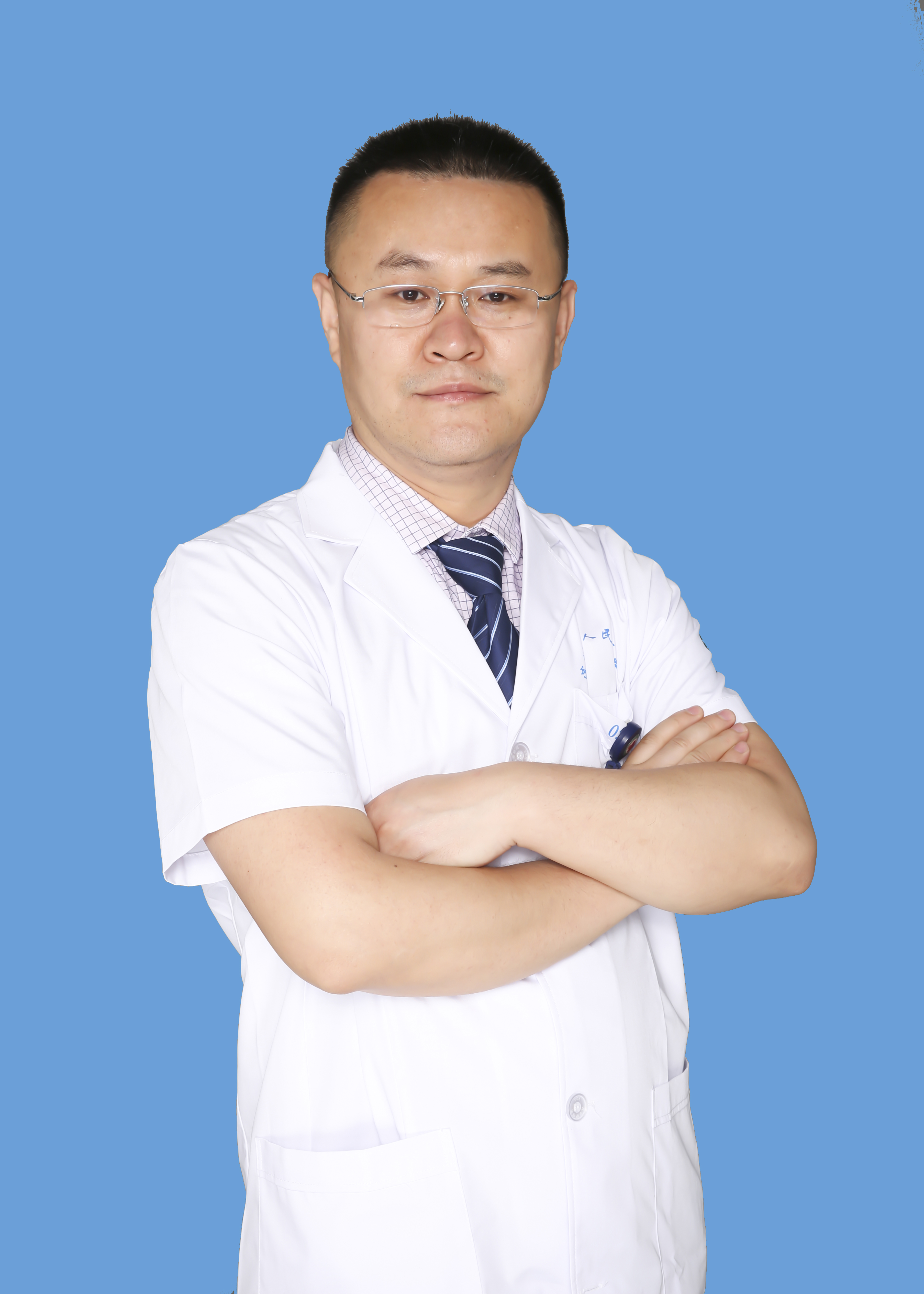 周龍安
